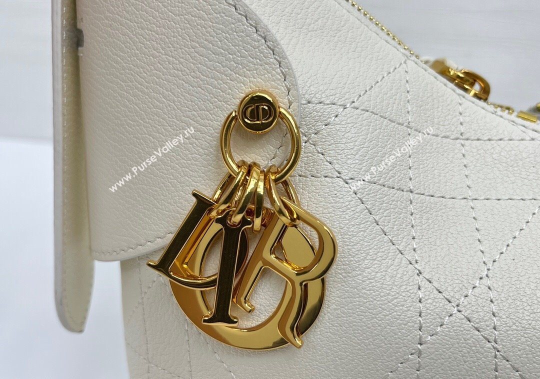 Dior Small Voyage Bag in Flat Macrocannage Grained Calfskin Leather White 2025 2845 (XXG-250929117)