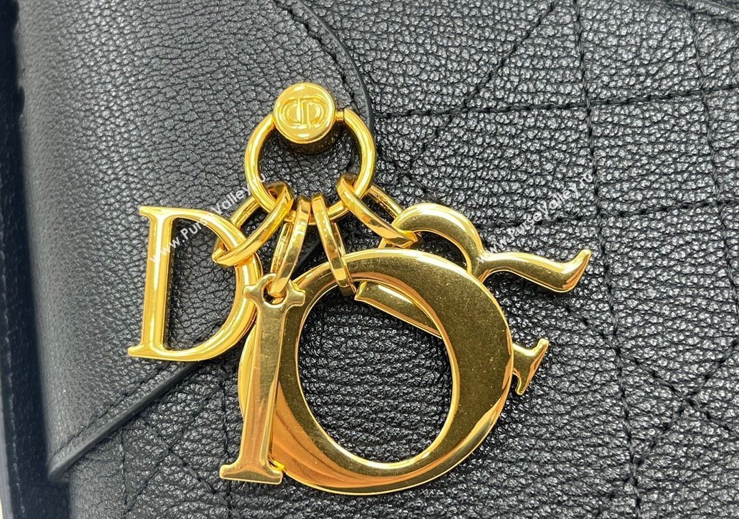 Dior Small Voyage Bag in Flat Macrocannage Grained Calfskin Leather Black 2025 2845 (XXG-250929119)