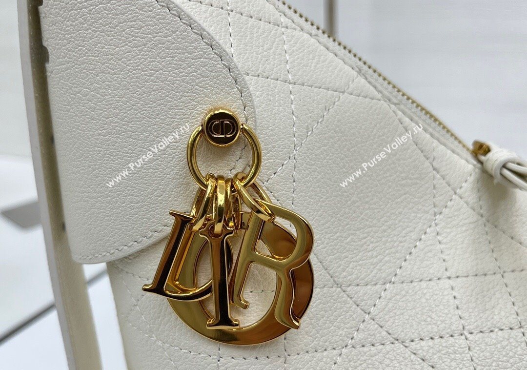 Dior Medium Voyage Bag in Flat Macrocannage Grained Calfskin Leather White 2025 2846 (XXG-250929123)