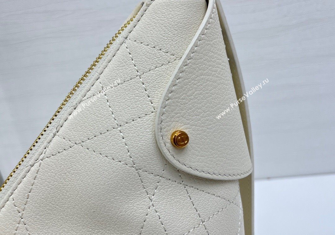 Dior Medium Voyage Bag in Flat Macrocannage Grained Calfskin Leather White 2025 2846 (XXG-250929123)