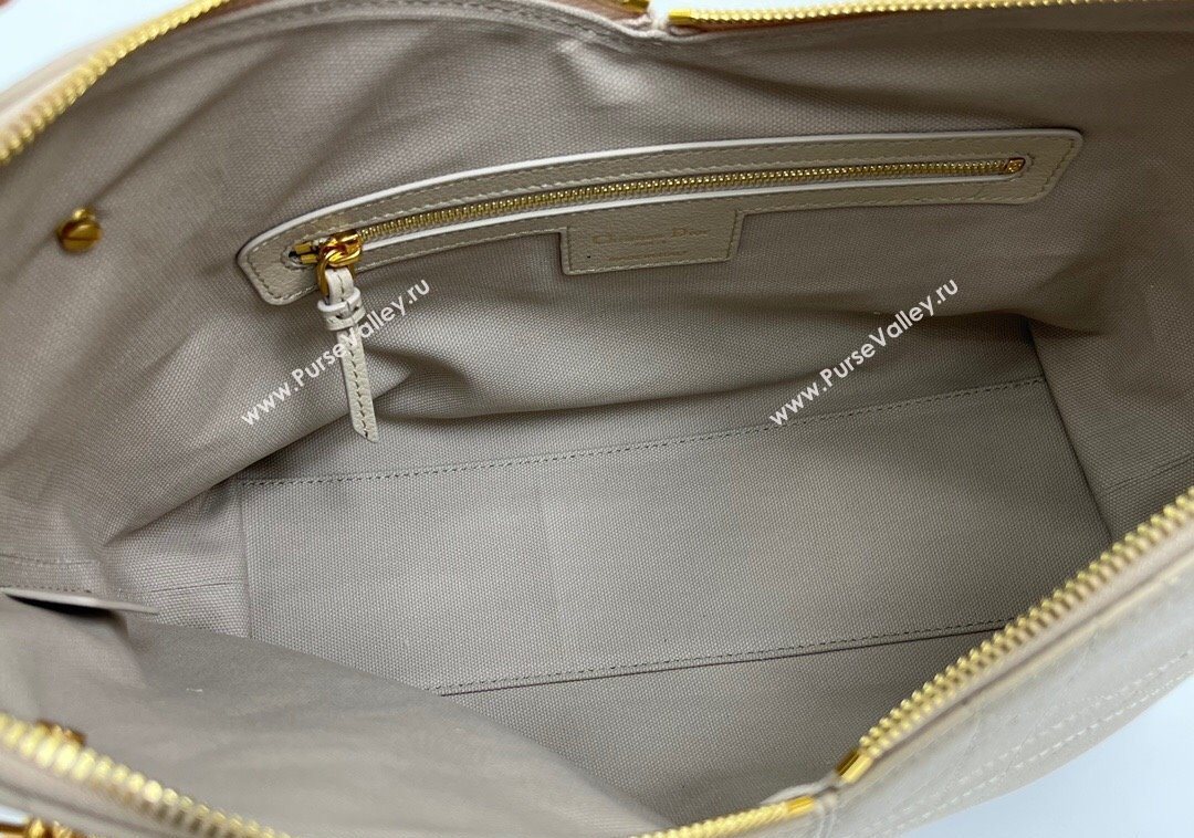 Dior Medium Voyage Bag in Flat Macrocannage Grained Calfskin Leather Beige Yellow 2025 2846 (XXG-250929124)