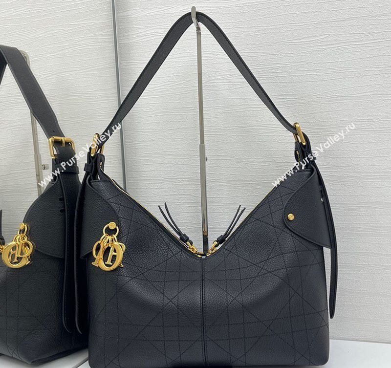 Dior Medium Voyage Bag in Flat Macrocannage Grained Calfskin Leather Black 2025 2846 (XXG-250929125)