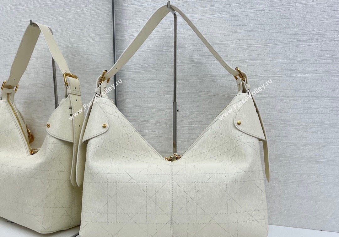 Dior Large Voyage Bag in Flat Macrocannage Grained Calfskin Leather White 2025 2847 (XXG-250929128)
