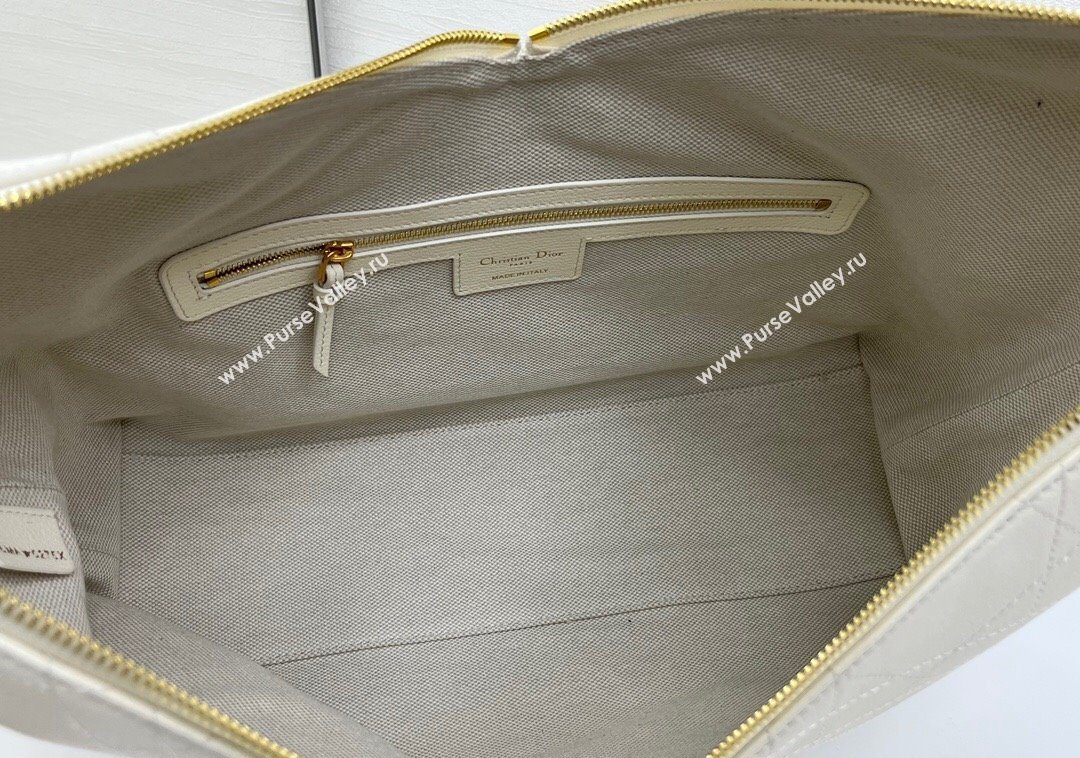 Dior Large Voyage Bag in Flat Macrocannage Grained Calfskin Leather White 2025 2847 (XXG-250929128)