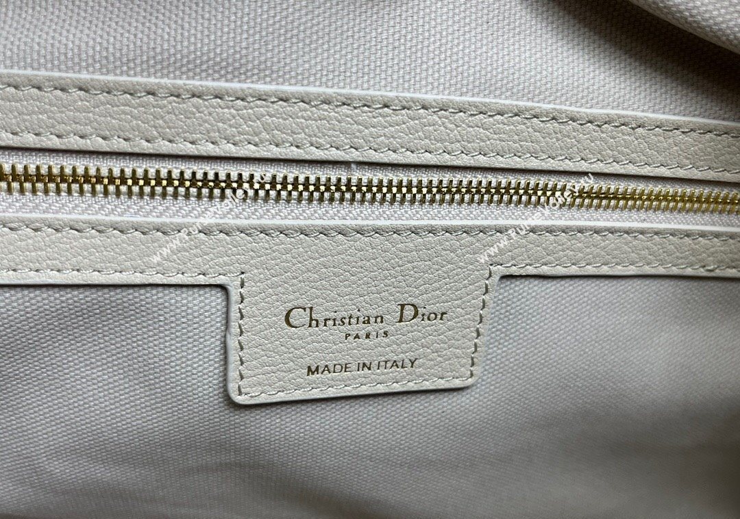 Dior Large Voyage Bag in Flat Macrocannage Grained Calfskin Leather Beige Yellow 2025 2847 (XXG-250929129)