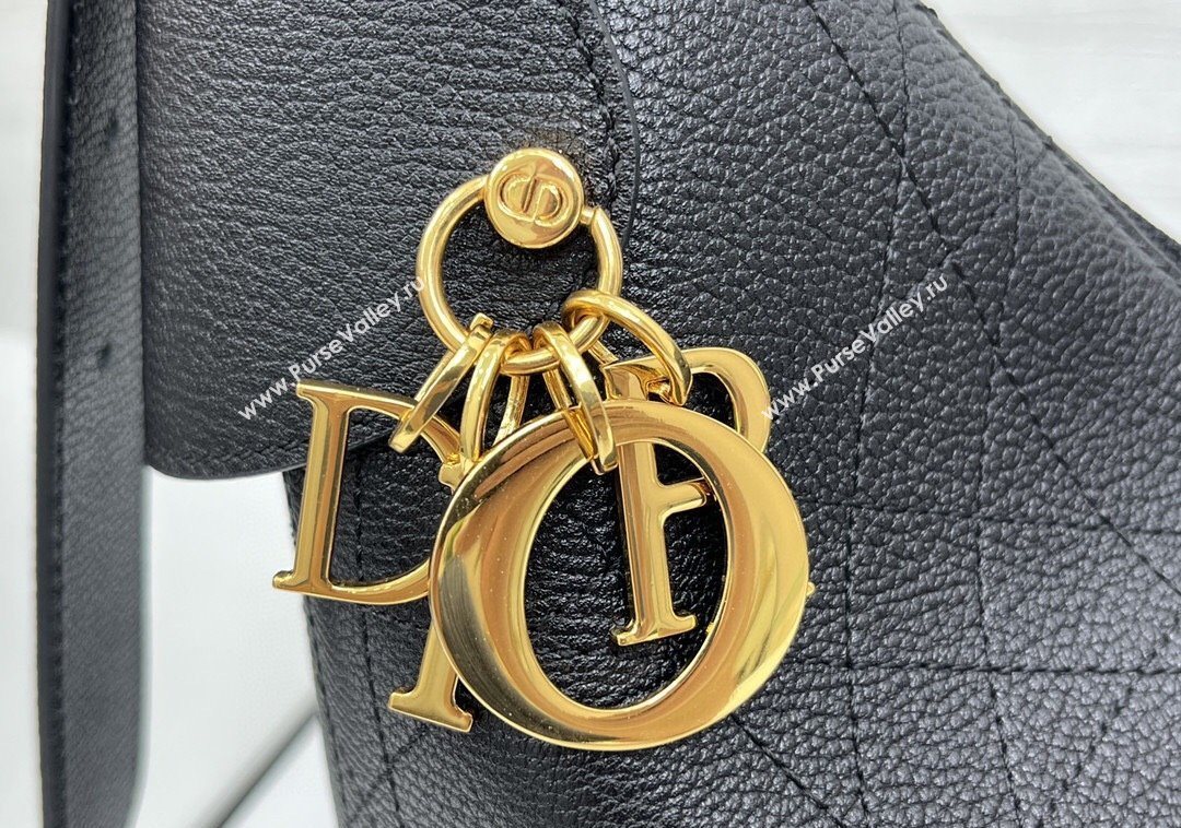 Dior Large Voyage Bag in Flat Macrocannage Grained Calfskin Leather Black 2025 2847 (XXG-250929130)