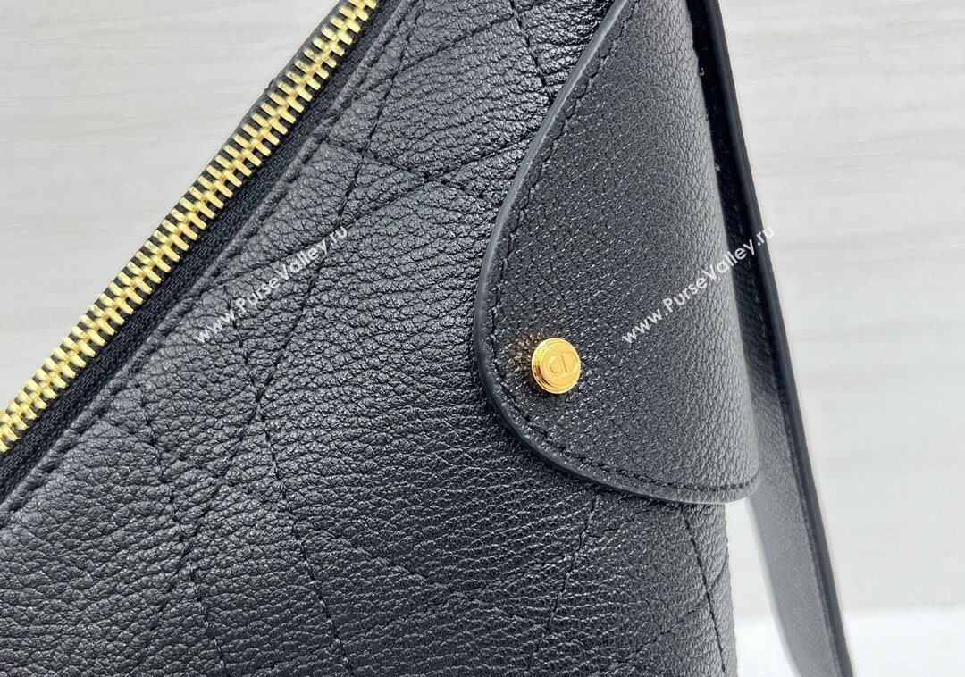 Dior Large Voyage Bag in Flat Macrocannage Grained Calfskin Leather Black 2025 2847 (XXG-250929130)