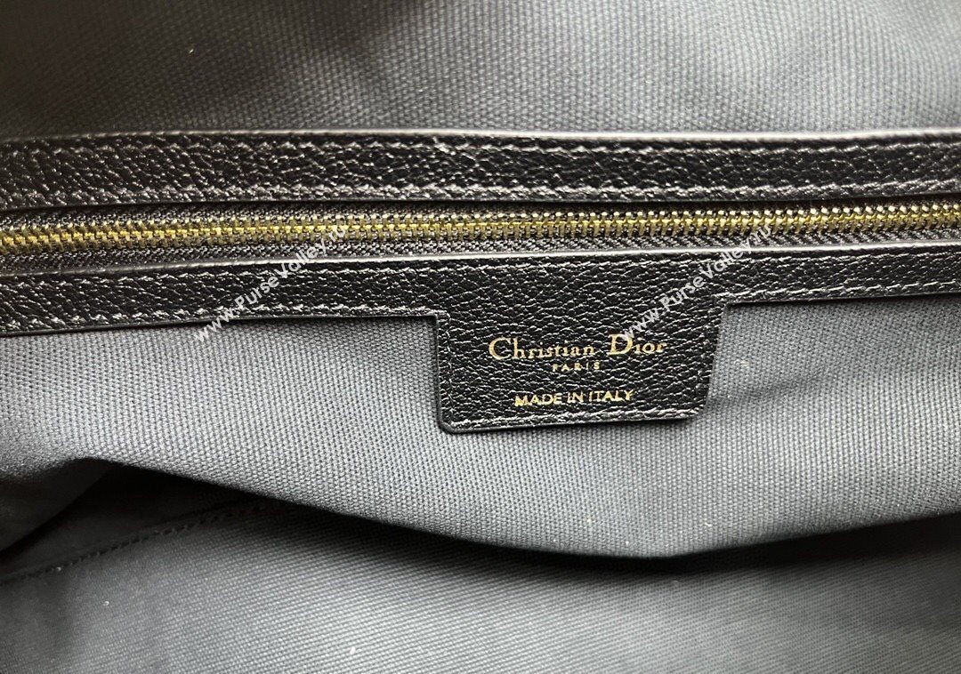 Dior Large Voyage Bag in Flat Macrocannage Grained Calfskin Leather Black 2025 2847 (XXG-250929130)