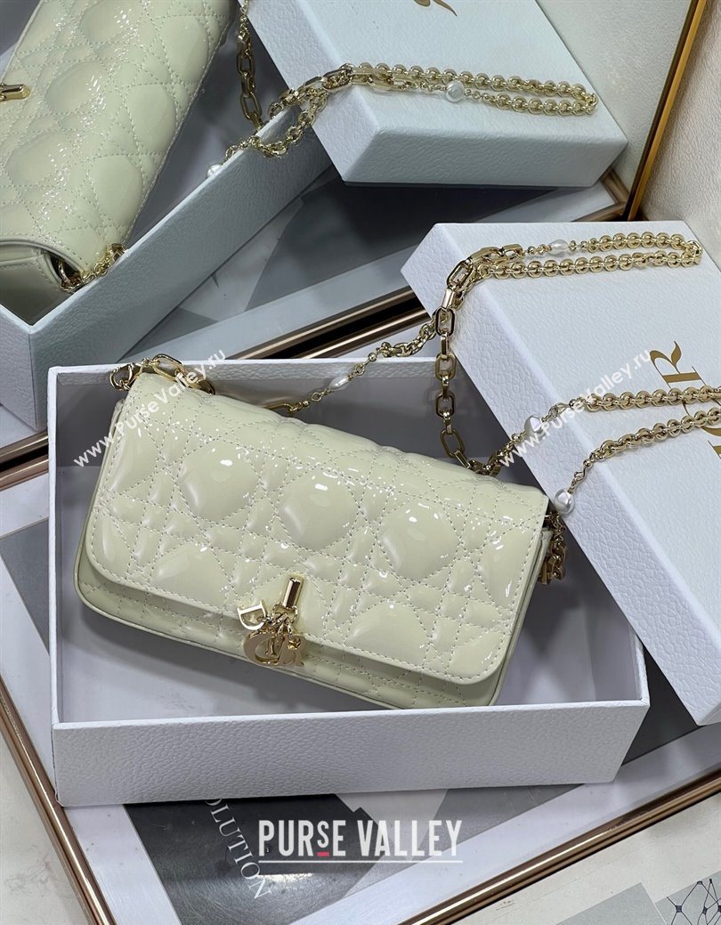 Dior My Dior - Dior Talk Phone Pouch in Patent Cannage Calfskin White 2025 (XXG-250929134)