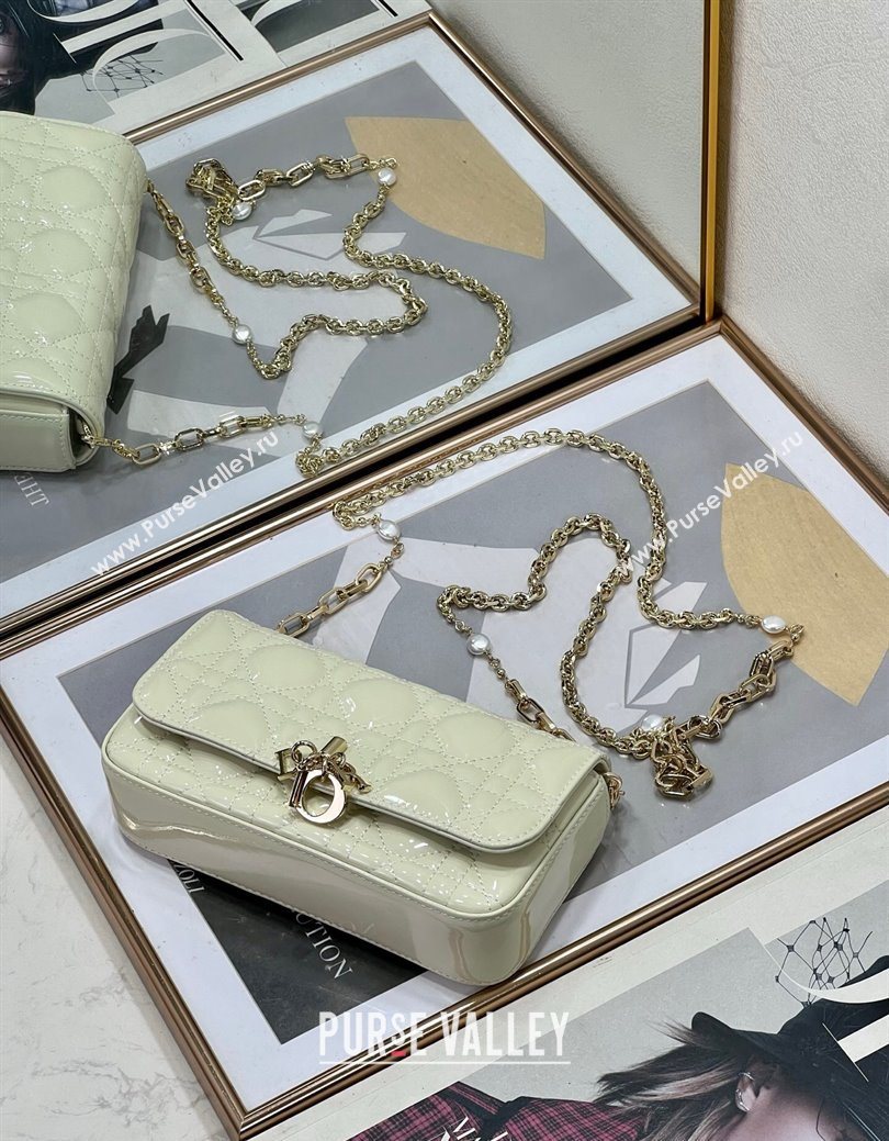 Dior My Dior - Dior Talk Phone Pouch in Patent Cannage Calfskin White 2025 (XXG-250929134)