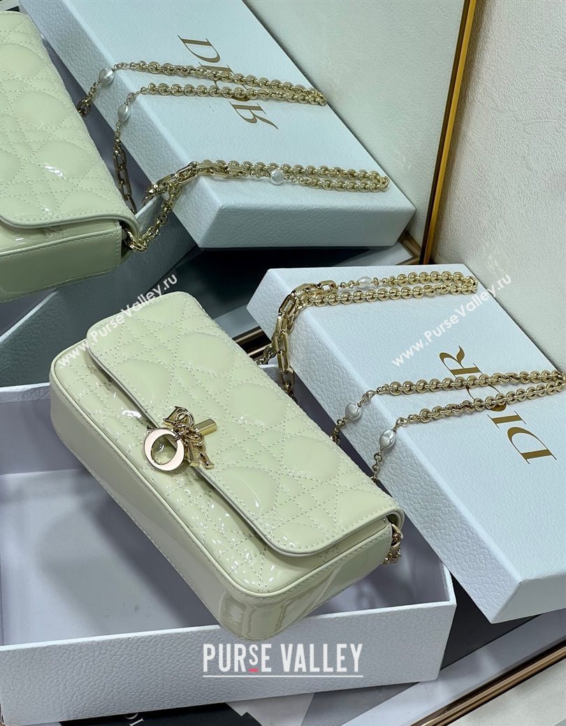 Dior My Dior - Dior Talk Phone Pouch in Patent Cannage Calfskin White 2025 (XXG-250929134)