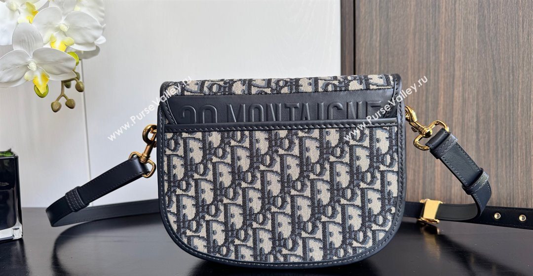 Dior Medium Bobby Bag in Blue Oblique Jacquard 2025 0929 (XXG-250929109)