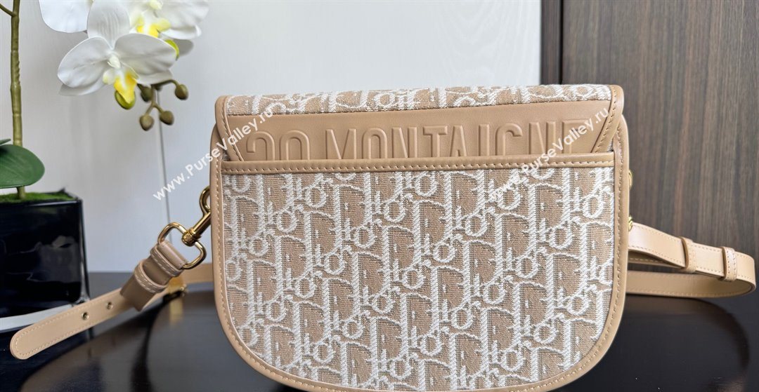 Dior Medium Bobby Bag in Blue Oblique Jacquard Beige 2025 0929 (XXG-250929111)