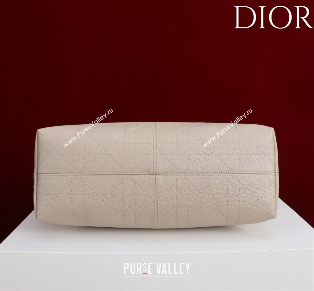Dior Large Voyage Bag in Flat Macrocannage Grained Calfskin Leather Powder Beige 2025 2847 (XXG-250929126)