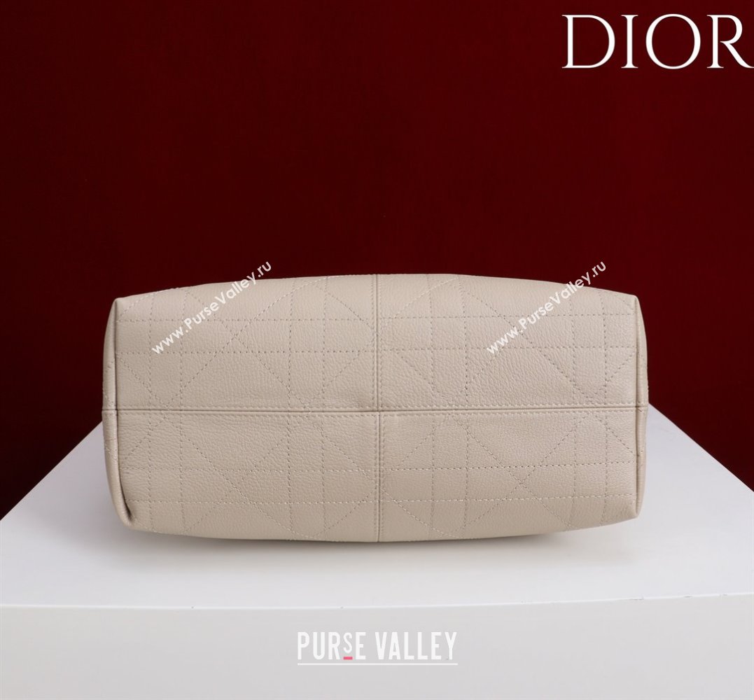 Dior Medium Voyage Bag in Flat Macrocannage Grained Calfskin Leather Powder Beige 2025 2846 (XXG-250929121)