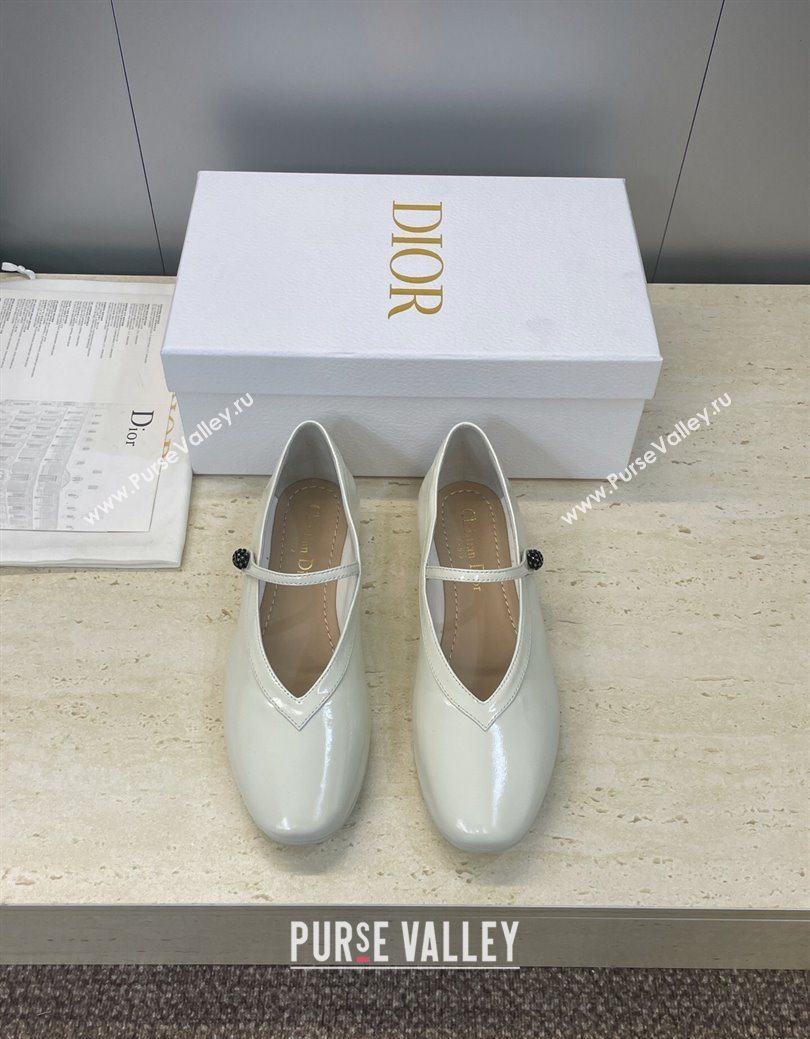 Dior New Ballet Flats in Crinkled Patent Calfskin Leather White 2025 1029 (JC-251029085)