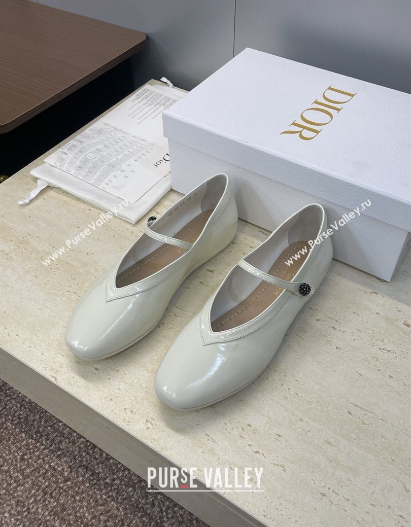 Dior New Ballet Flats in Crinkled Patent Calfskin Leather White 2025 1029 (JC-251029085)