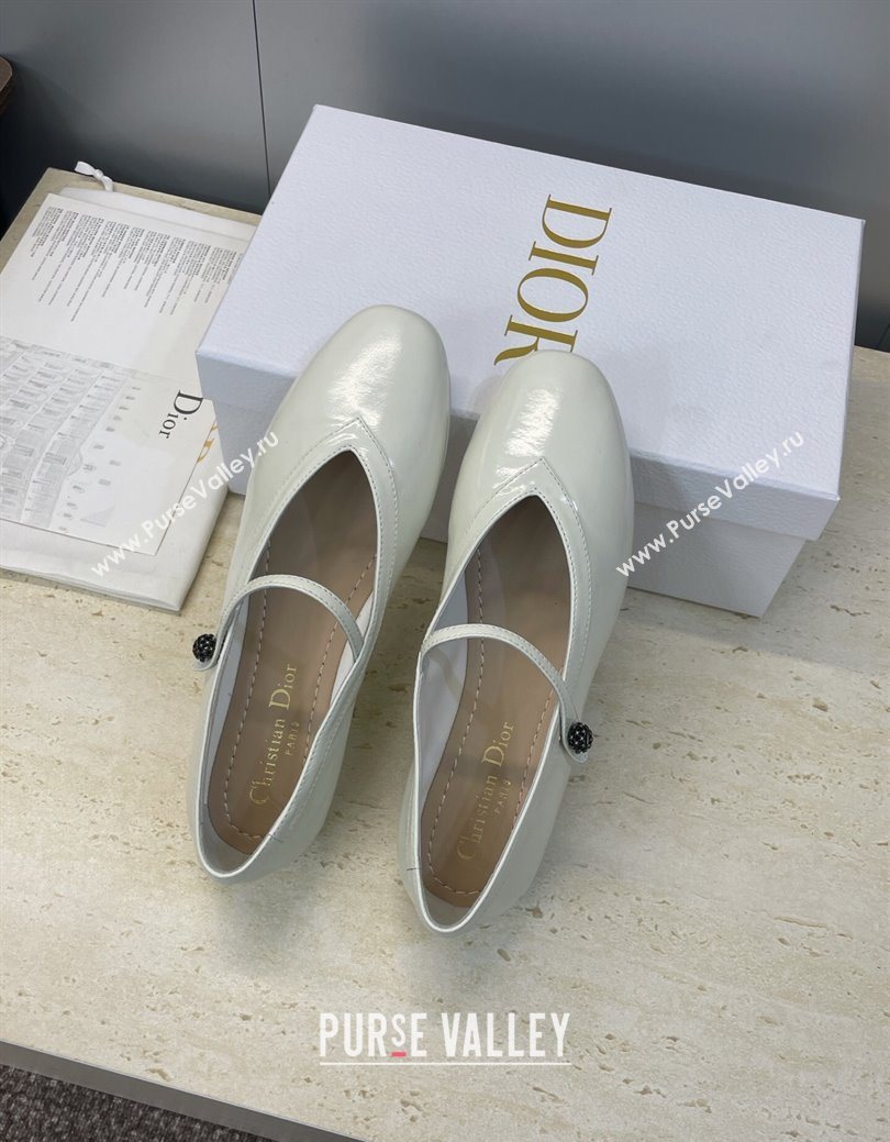 Dior New Ballet Flats in Crinkled Patent Calfskin Leather White 2025 1029 (JC-251029085)