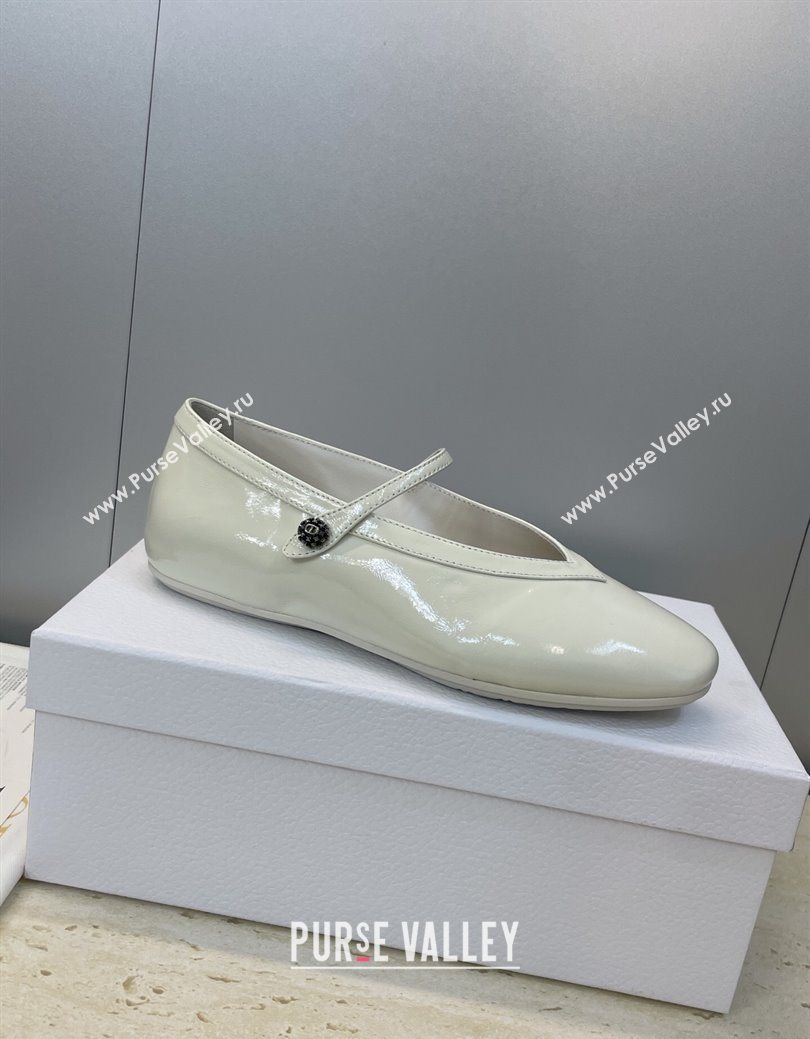 Dior New Ballet Flats in Crinkled Patent Calfskin Leather White 2025 1029 (JC-251029085)