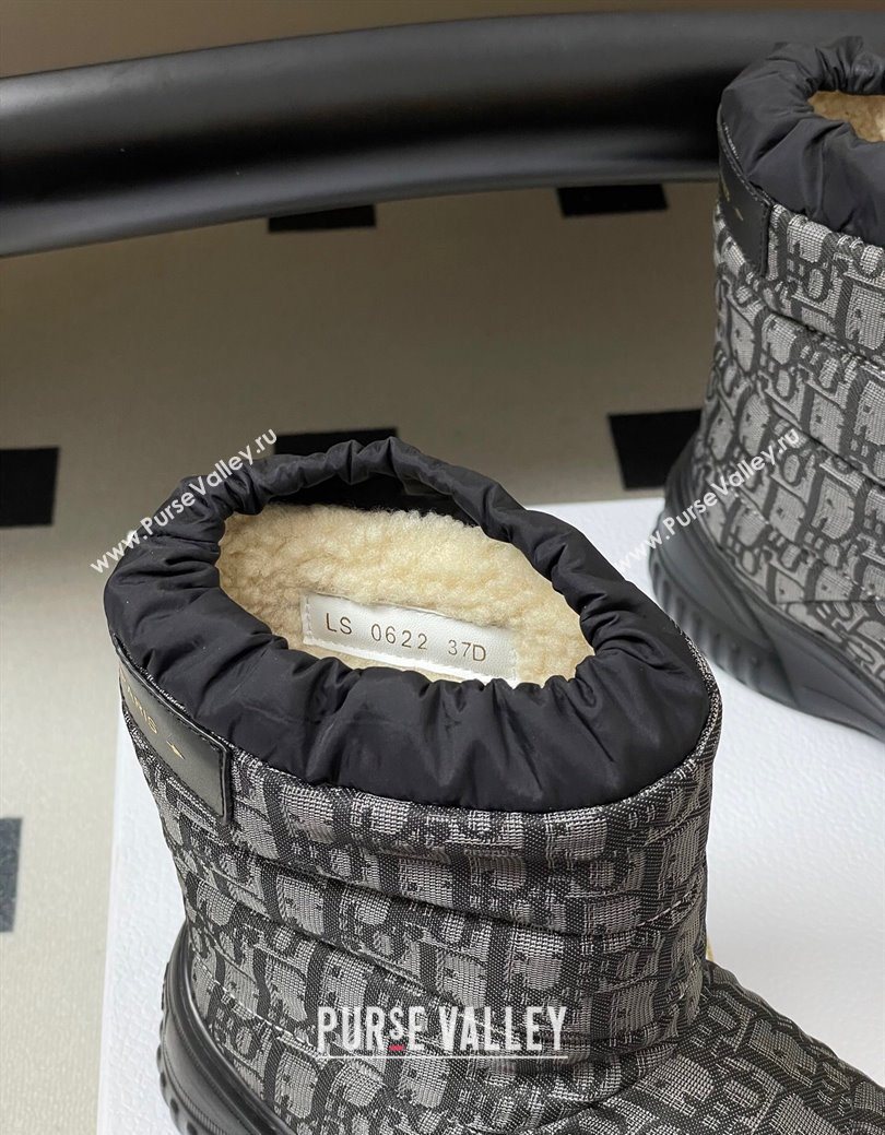 Dior DiorAlps Frost Ankle Boots in Oblique Quilted Nylon Grey/Black 2025 1029 (MD-251029002)