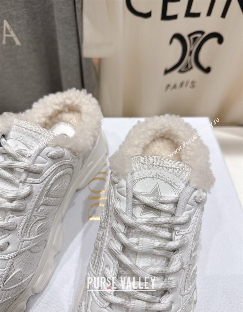 Dior Chrono Sneaker Mules in Mesh, Leather-Effect and Wool White2 2025 1029 (MD-251029070)