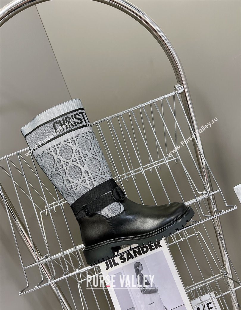 Dior D-Major Medium Boots in Grey Cannage Fabric and Black Calfskin 2025 D09021 (MD-251029025)
