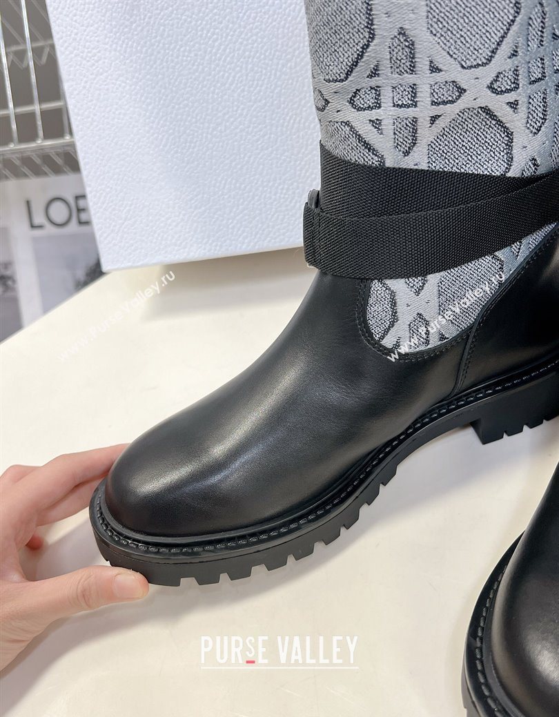 Dior D-Major Medium Boots in Grey Cannage Fabric and Black Calfskin 2025 D09021 (MD-251029025)