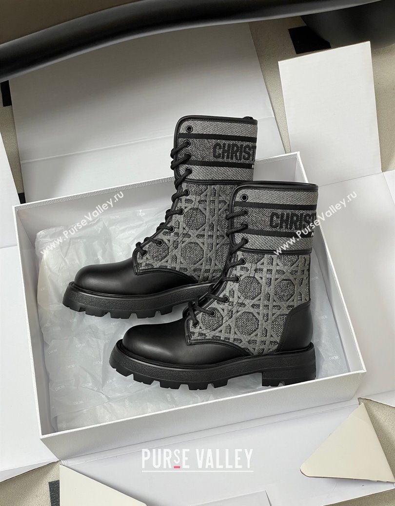 Dior D-Major Ankle Boots 4.5cm in Black Calfskin with Grey Embroidered Cannage Cotton 2025 (MD-251029010)
