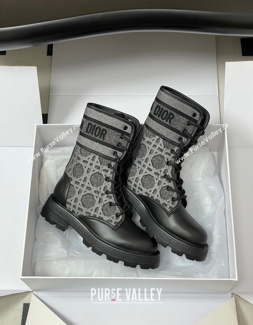 Dior D-Major Ankle Boots 4.5cm in Black Calfskin with Grey Embroidered Cannage Cotton 2025 (MD-251029010)