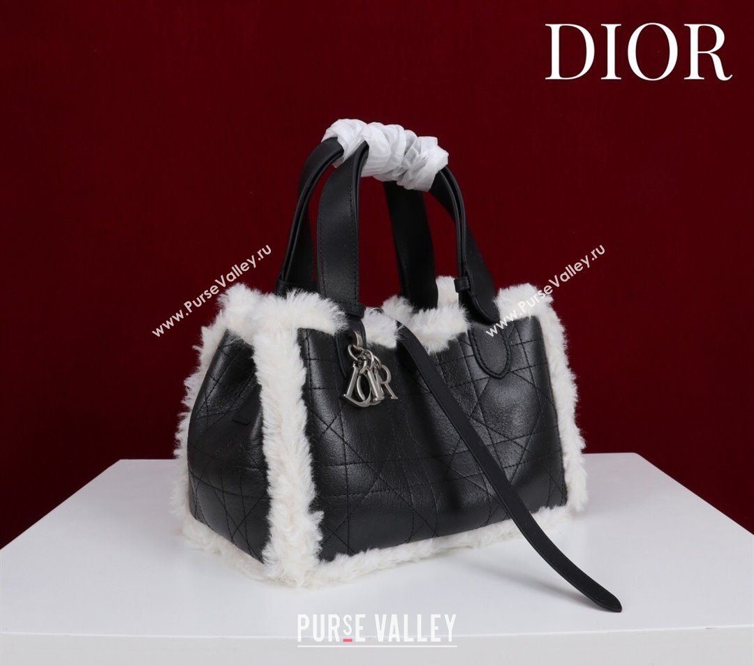Dior DiorAlps Small Toujours Tote Bag in Black Macrocannage Crinkled Calfskin and White Merino Wool 2025 (XXG-251122041)