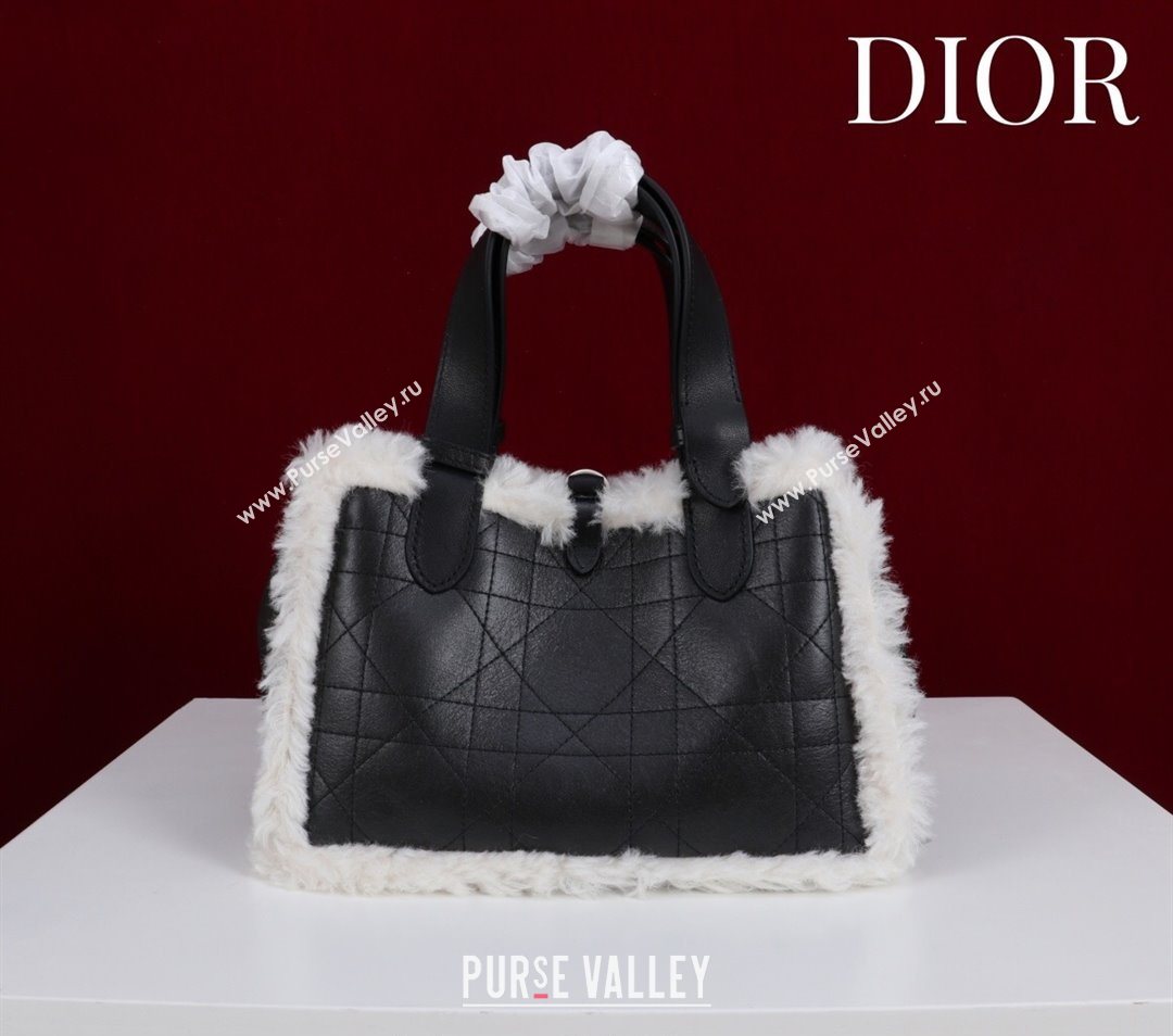 Dior DiorAlps Small Toujours Tote Bag in Black Macrocannage Crinkled Calfskin and White Merino Wool 2025 (XXG-251122041)