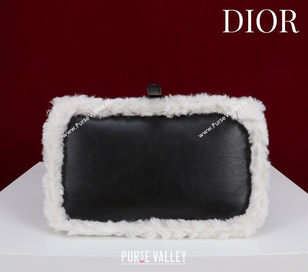 Dior DiorAlps Small Toujours Tote Bag in Black Macrocannage Crinkled Calfskin and White Merino Wool 2025 (XXG-251122041)