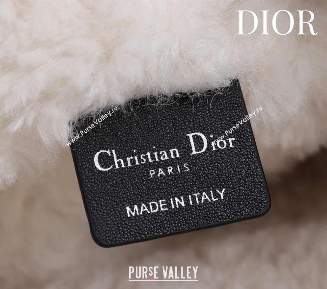 Dior DiorAlps Medium Toujours Vertical Tote Bag in Macrocannage Crinkled Calfskin and Merino Wool Black/White 2025 (XXG-25112204