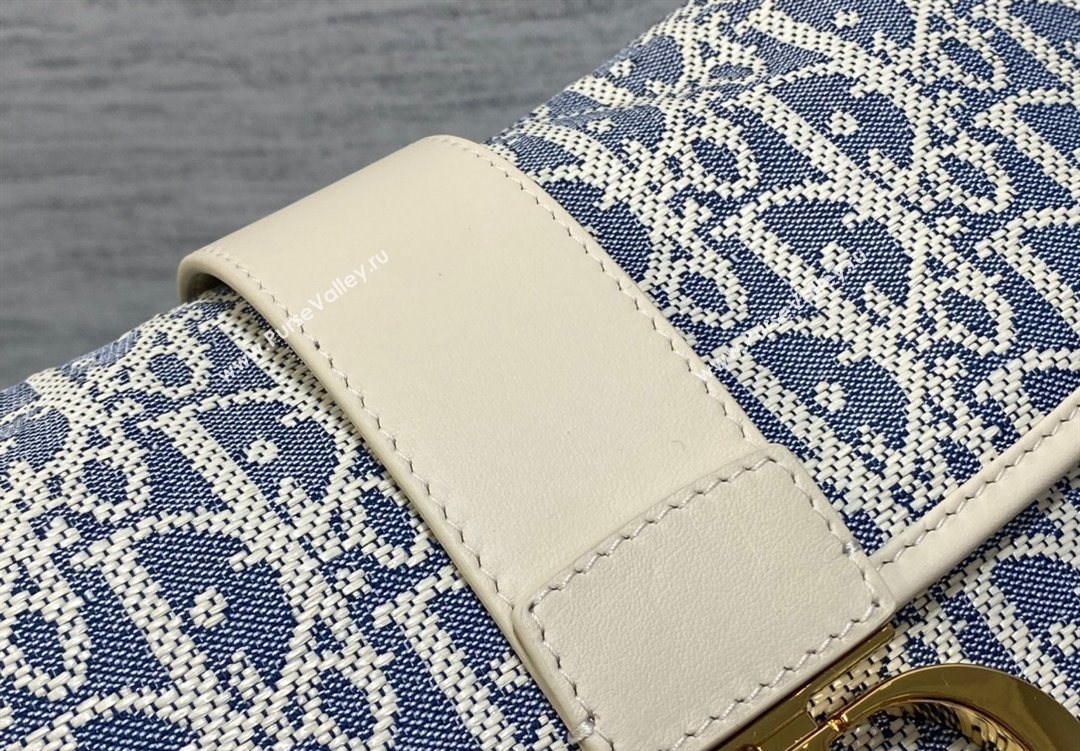 Dior Medium 30 Montaigne Satchel Bag in Blue Oblique Chambray Embroidery and Latte Calfskin 2025 (XXG-251122044)