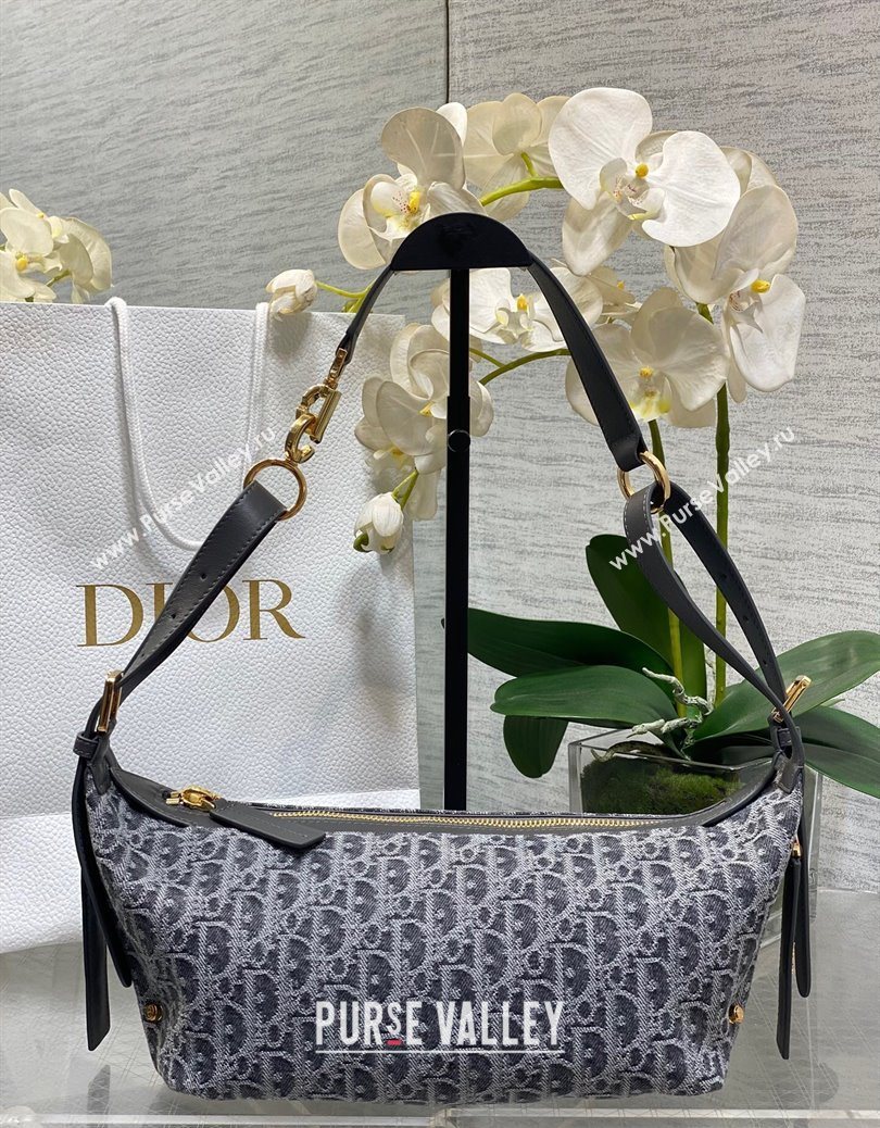 Dior Small D-Journey Hobo Bag in Grey Denim Oblique Jacquard 2025 S2866 (XXG-251122049)