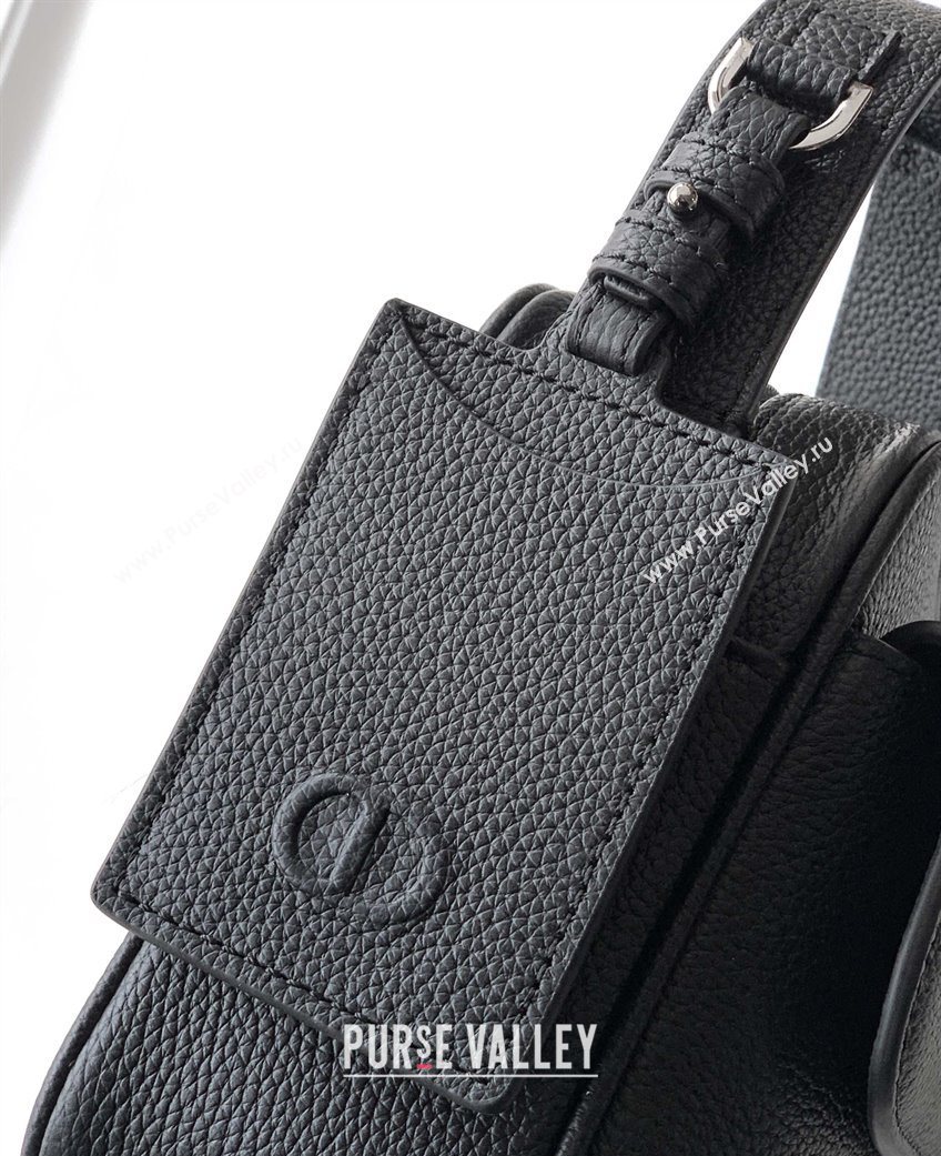 Dior Mens CD Icon Zipped Messenger Bag in Black Grained Calfskin 2025 1122 (XXG-251122038)