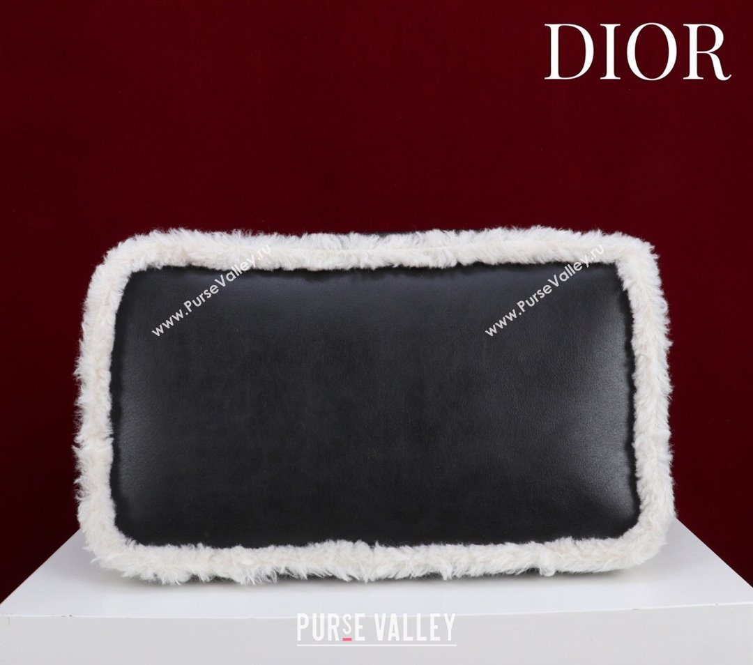 Dior DiorAlps Large Toujours Tote Bag in Black Macrocannage Crinkled Calfskin and White Merino Wool 2025 (XXG-251122039)