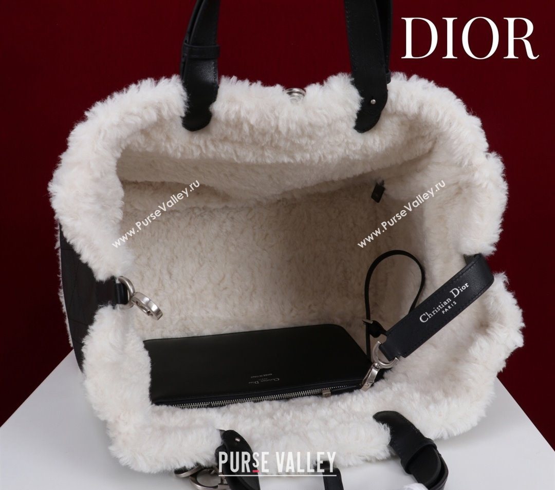 Dior DiorAlps Large Toujours Tote Bag in Black Macrocannage Crinkled Calfskin and White Merino Wool 2025 (XXG-251122039)