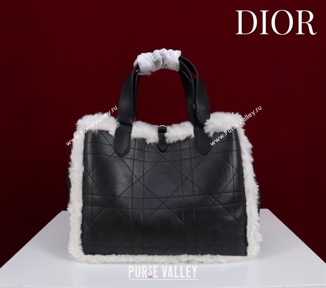 Dior DiorAlps Medium Toujours Tote Bag in Black Macrocannage Crinkled Calfskin and White Merino Wool 2025 (XXG-251122040)
