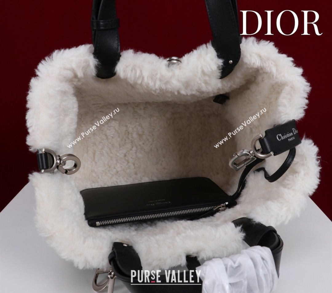 Dior DiorAlps Medium Toujours Tote Bag in Black Macrocannage Crinkled Calfskin and White Merino Wool 2025 (XXG-251122040)