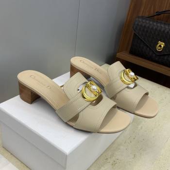 Dior 30 Montaigne Heeled Slides Sandal 4.5cm in Calfskin Leather with Pearl Beige 2025 (JC-251217003)