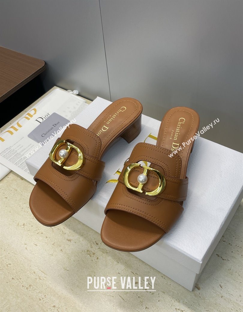 Dior 30 Montaigne Heeled Slides Sandal 4.5cm in Calfskin Leather with Pearl Brown 2025 (JC-251217004)