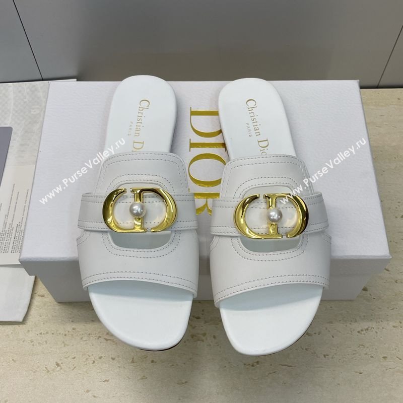 Dior 30 Montaigne Flat Slides Sandal in Calfskin Leather with Pearl White 2025 (JC-251217006)