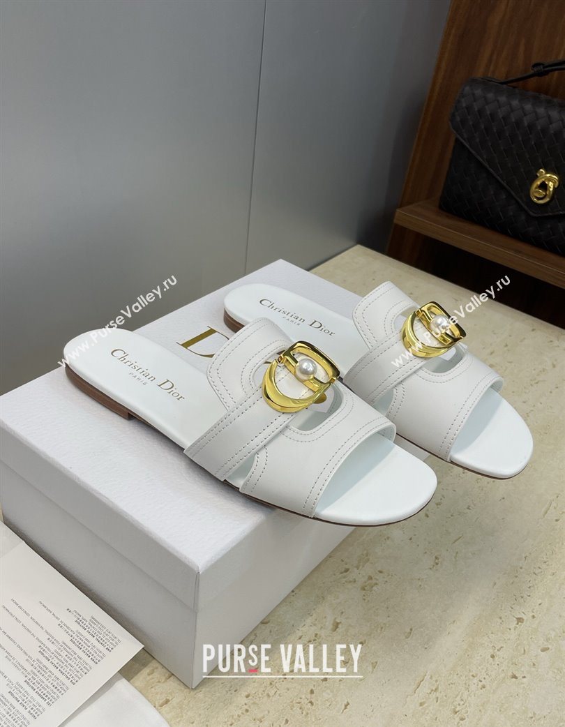 Dior 30 Montaigne Flat Slides Sandal in Calfskin Leather with Pearl White 2025 (JC-251217006)