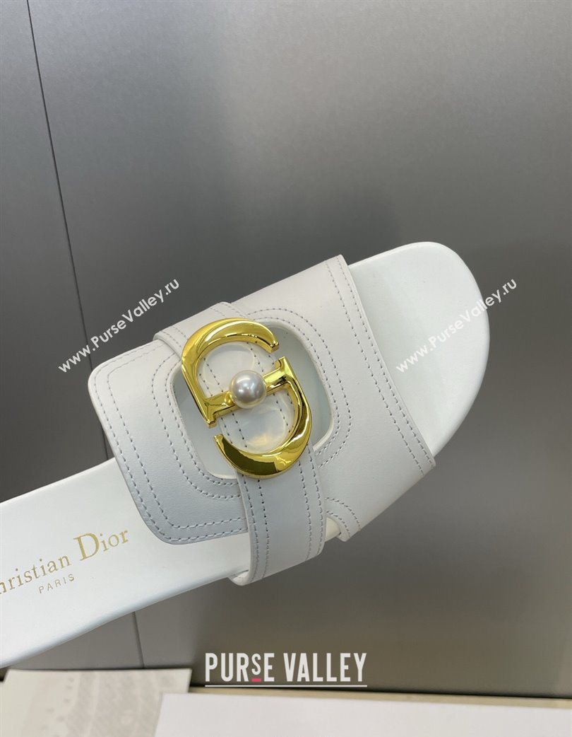 Dior 30 Montaigne Flat Slides Sandal in Calfskin Leather with Pearl White 2025 (JC-251217006)