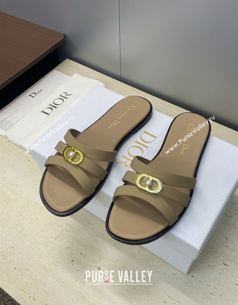 Dior 30M Flat Slides Sandal in Calfskin Leather with CD Pearl Beige 2025 (JC-251217031)