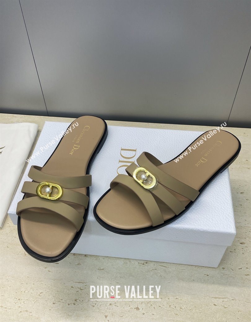 Dior 30M Flat Slides Sandal in Calfskin Leather with CD Pearl Beige 2025 (JC-251217031)