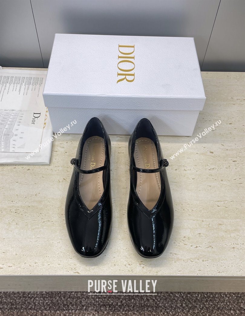 Dior New Ballet Flats in Crinkled Patent Calfskin Leather Black 2025 DR121604 (JC-251216102)