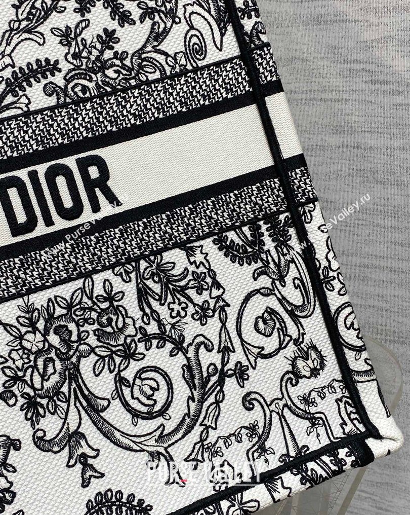 Dior Large Book Tote Bag in White and Black Dioresque Butterfly Cornely Embroidery 2026 0126 (XXG-260126070)