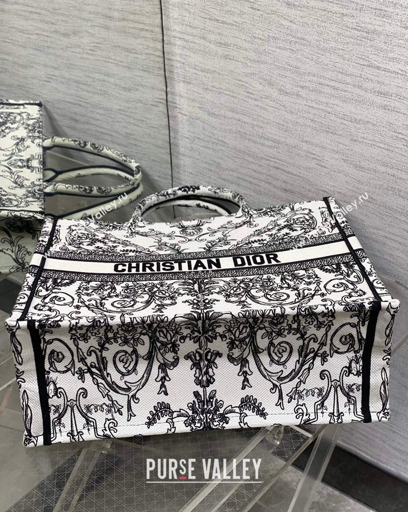 Dior Large Book Tote Bag in White and Black Dioresque Butterfly Cornely Embroidery 2026 0126 (XXG-260126070)
